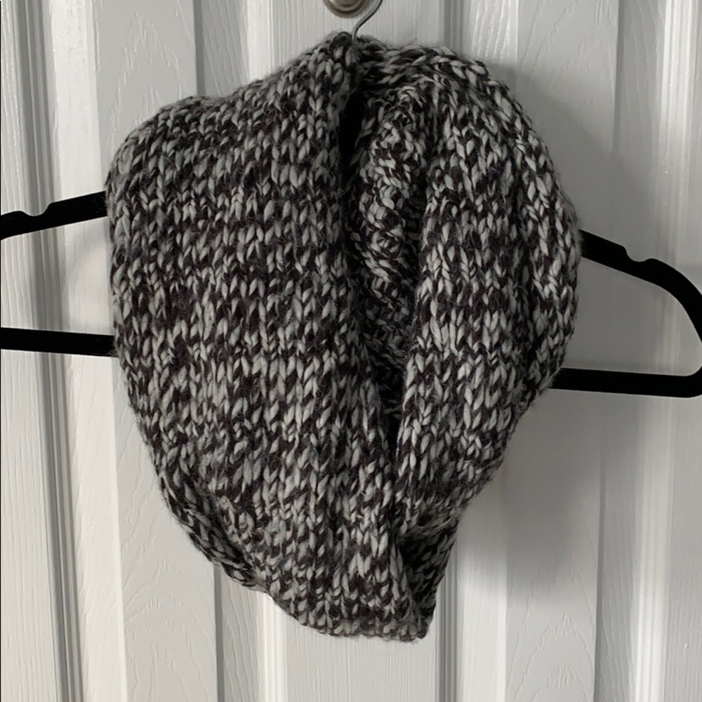 Thick and Cozy Black and White Scarf